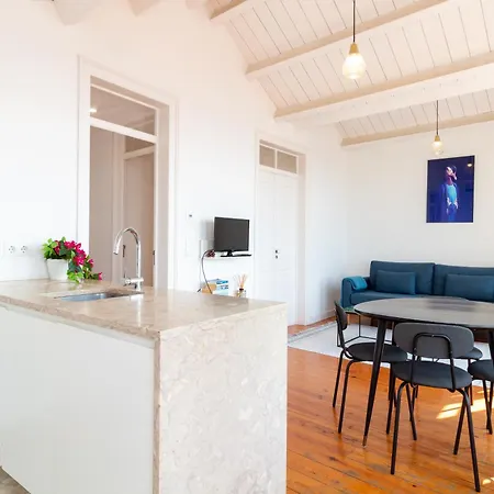 Alfama Terrace River View By Lovelystay Apartman