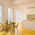 Alfama Terrace River View By Lovelystay Apartment